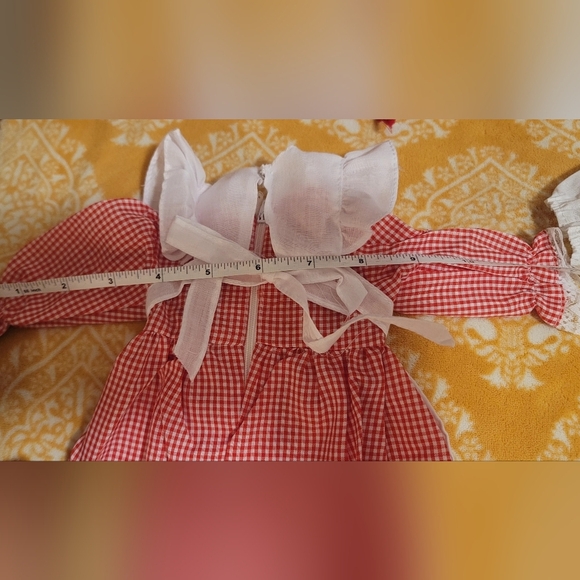 Vintage 60's Doll Dress And Bonnet With Accessories Red And White Checkered - Picture 10 of 16